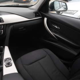 Foto inzerátu BMW Řada 3 318 d