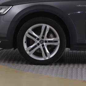 Foto inzerátu Audi A4 Allroad 3.0 TDI