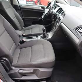 Foto inzerátu Volkswagen Golf 2.0 TDI