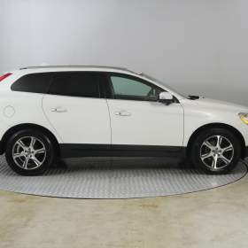 Foto inzerátu Volvo XC60 D5