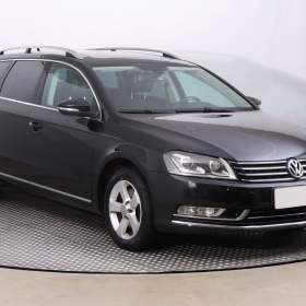 Volkswagen Passat 2.0 TDI / 19613724