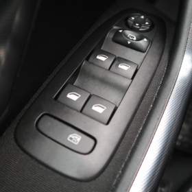 Foto inzerátu Peugeot 2008 1.2 PureTech