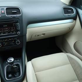 Foto inzerátu Volkswagen Golf 2.0 TDI