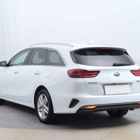 Foto inzerátu Kia Ceed 1.6 CRDi MHEV