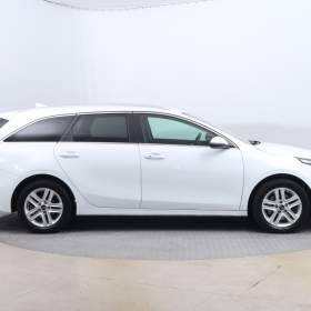 Foto inzerátu Kia Ceed 1.6 CRDi MHEV