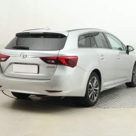 Foto inzerátu Toyota Avensis 2.0 D-4D
