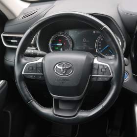 Foto inzerátu Toyota Highlander 2.5 Hybrid