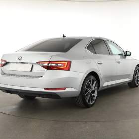 Foto inzerátu Škoda Superb 2.0 TDI