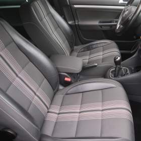 Foto inzerátu Volkswagen Golf 2.0 TDI