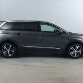 Foto inzerátu Peugeot 5008 1.6 HDi