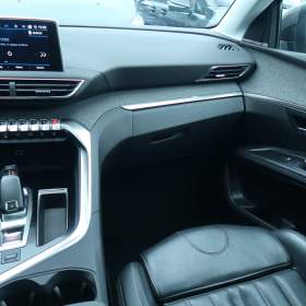 Foto inzerátu Peugeot 5008 1.6 HDi