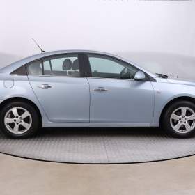 Foto inzerátu Chevrolet Cruze 1.6 i 16V