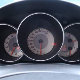 Foto inzerátu Mazda 3 1.6