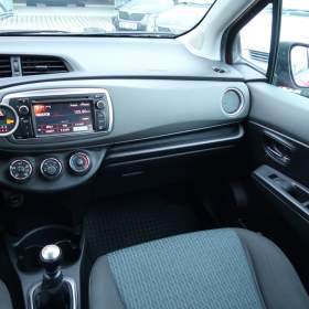 Foto inzerátu Toyota Yaris 1.33 Dual VVT-i