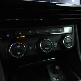 Foto inzerátu Škoda Superb 1.6 TDI