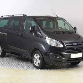 Fotka k inzerátu Ford Tourneo Custom 2.2 TDCi / 19556023