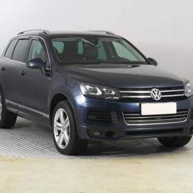 Foto inzerátu Volkswagen Touareg 3.0 TDI