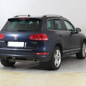 Foto inzerátu Volkswagen Touareg 3.0 TDI