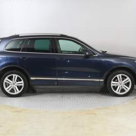 Foto inzerátu Volkswagen Touareg 3.0 TDI