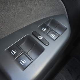 Foto inzerátu Volkswagen Touran 1.2 TSI