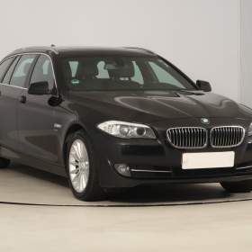 BMW Řada 5 530d xDrive / 19614735