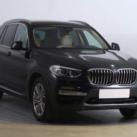 BMW X3 xDrive20d / 19614744