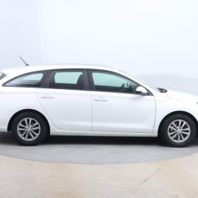Foto inzerátu Hyundai i30 1.0 T-GDI