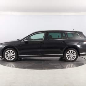 Foto inzerátu Volkswagen Passat 2.0 TDI