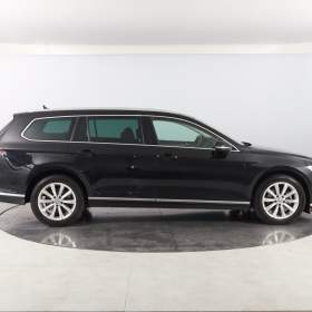 Foto inzerátu Volkswagen Passat 2.0 TDI