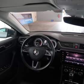 Foto inzerátu Škoda Superb 2.0 TSI