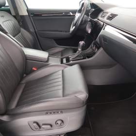 Foto inzerátu Škoda Superb 2.0 TSI