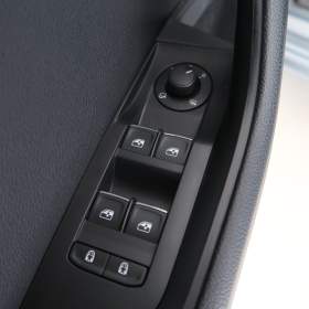 Foto inzerátu Škoda Superb 2.0 TSI