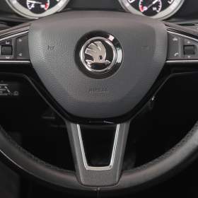 Foto inzerátu Škoda Superb 2.0 TSI