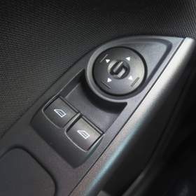 Foto inzerátu Ford Focus 1.6 i