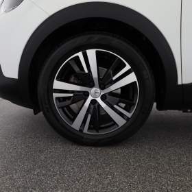 Foto inzerátu Peugeot 3008 1.2 PureTech
