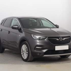 Foto inzerátu Opel Grandland 1.2 Turbo
