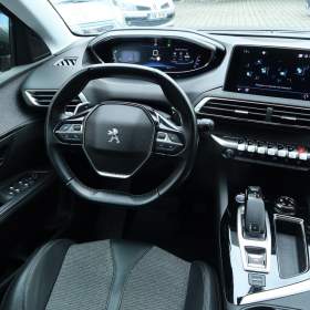 Foto inzerátu Peugeot 5008 PureTech 130