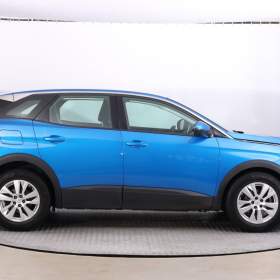 Foto inzerátu Peugeot 3008 1.2 PureTech