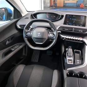 Foto inzerátu Peugeot 3008 1.2 PureTech