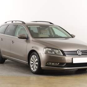 Volkswagen Passat 2.0 TDI / 19617039
