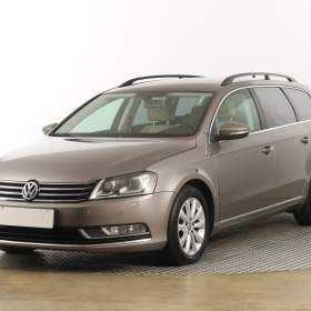 Foto inzerátu Volkswagen Passat 2.0 TDI