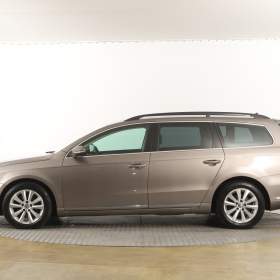 Foto inzerátu Volkswagen Passat 2.0 TDI