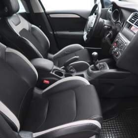 Foto inzerátu Citroën C4 1.4 16V