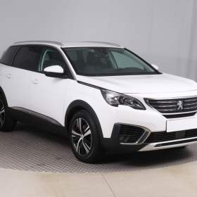 Foto inzerátu Peugeot 5008 PureTech 130