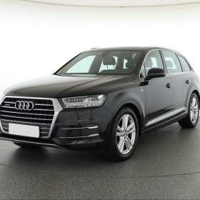Foto inzerátu Audi Q7 3.0 TDI