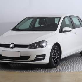 Foto inzerátu Volkswagen Golf 1.2 TSI