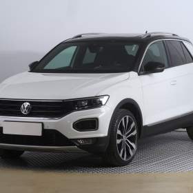 Foto inzerátu Volkswagen T-Roc 1.5 TSI