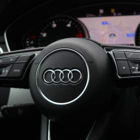 Foto inzerátu Audi A4 45 TDI