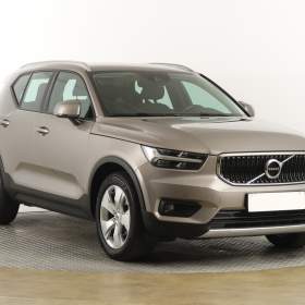 Volvo XC40 T3 / 19618115