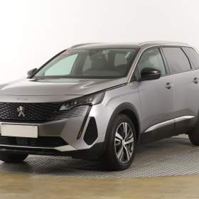 Foto inzerátu Peugeot 5008 1.5 BlueHDi